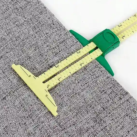 Mesureur ourlet 5 en 1 coulissant couture