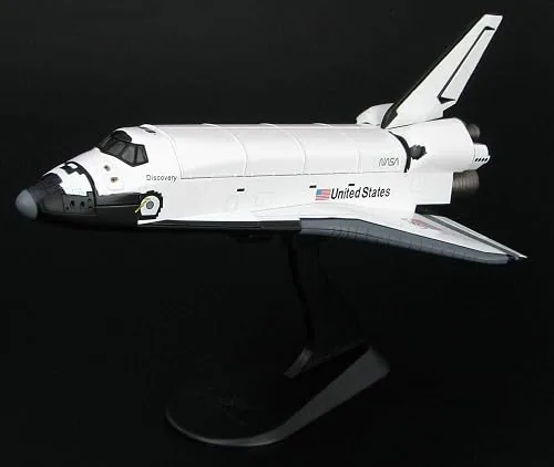 Hobby Master Maquette Navette Spatiale Discovery 1/200 métal