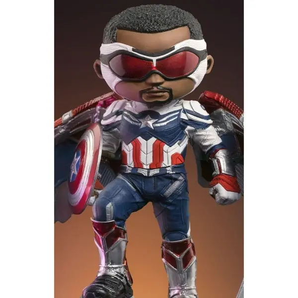 Statuette Iron Studios Minico de Sam Wilson en Captain America avec le bouclier