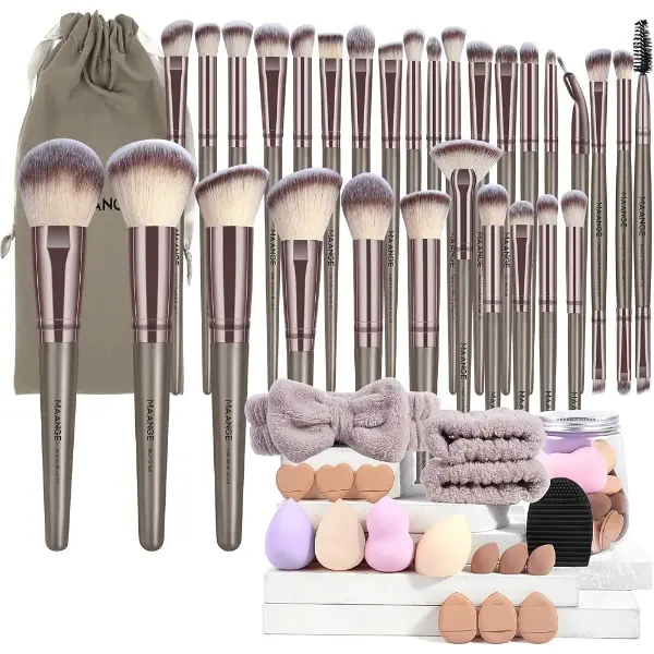 MAANGE — Sac de 51 accessoires de maquillage